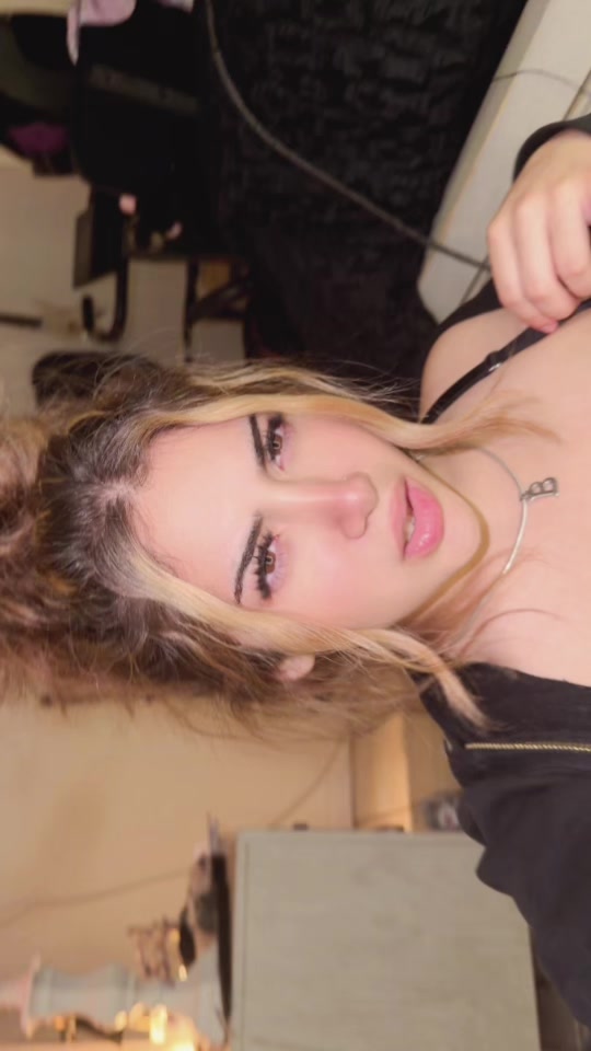 @B 👑