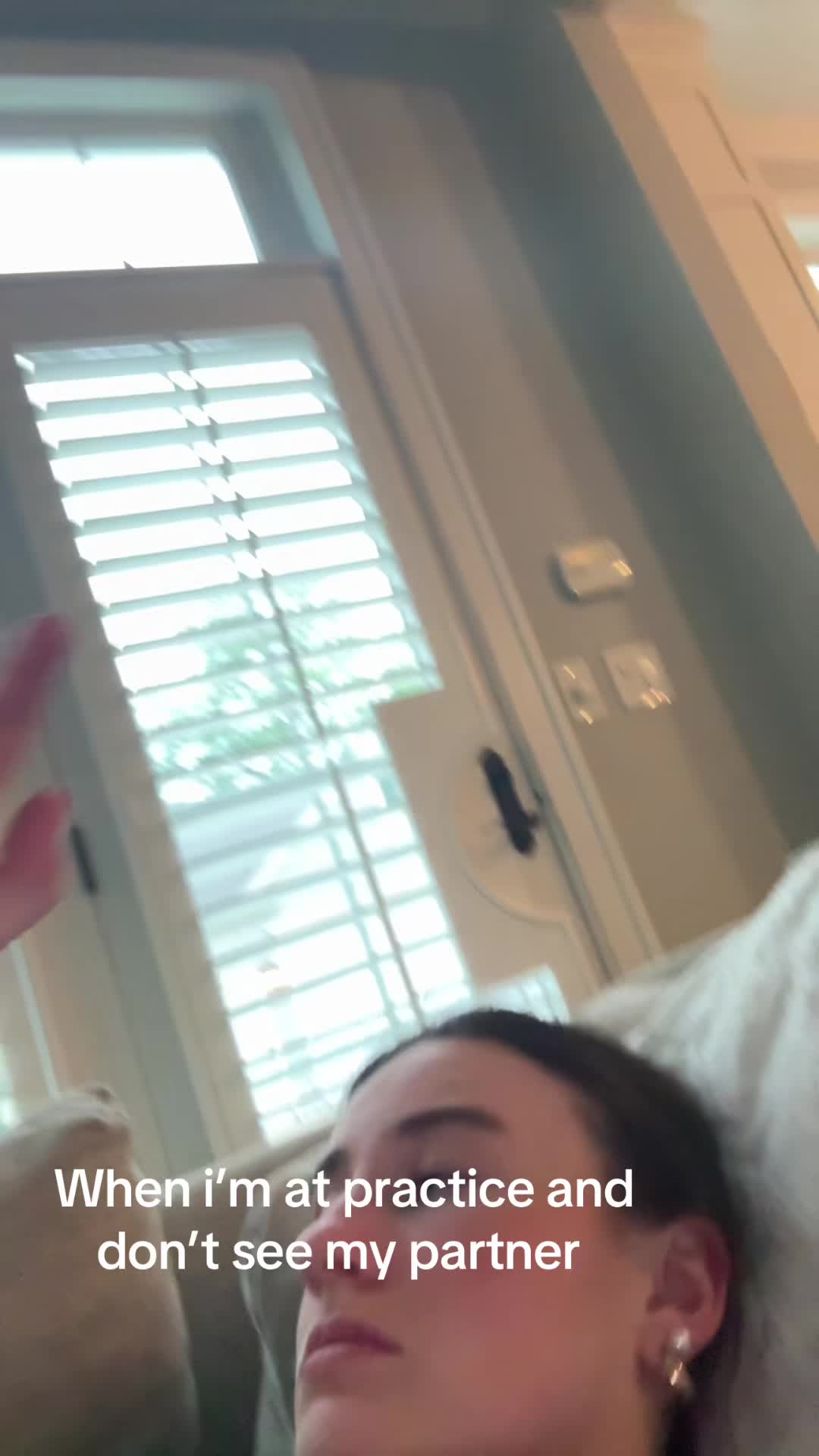 @️ g
