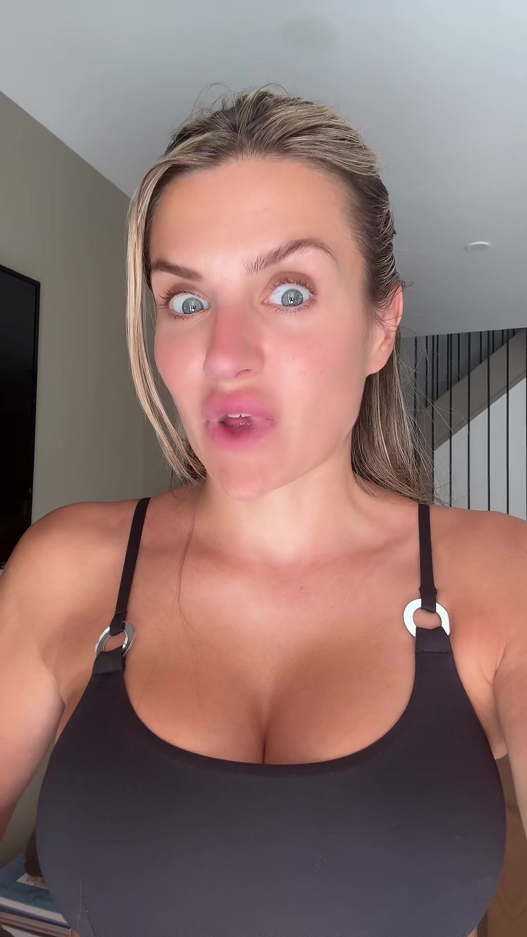 @julietteAbra