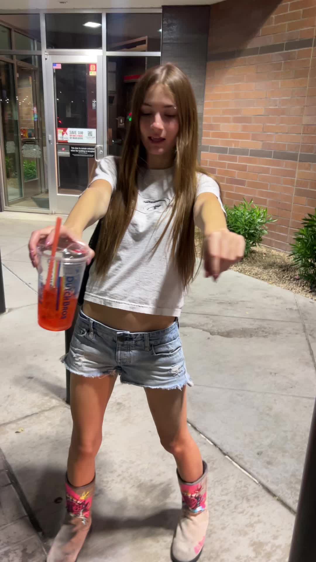 @givesumgrace