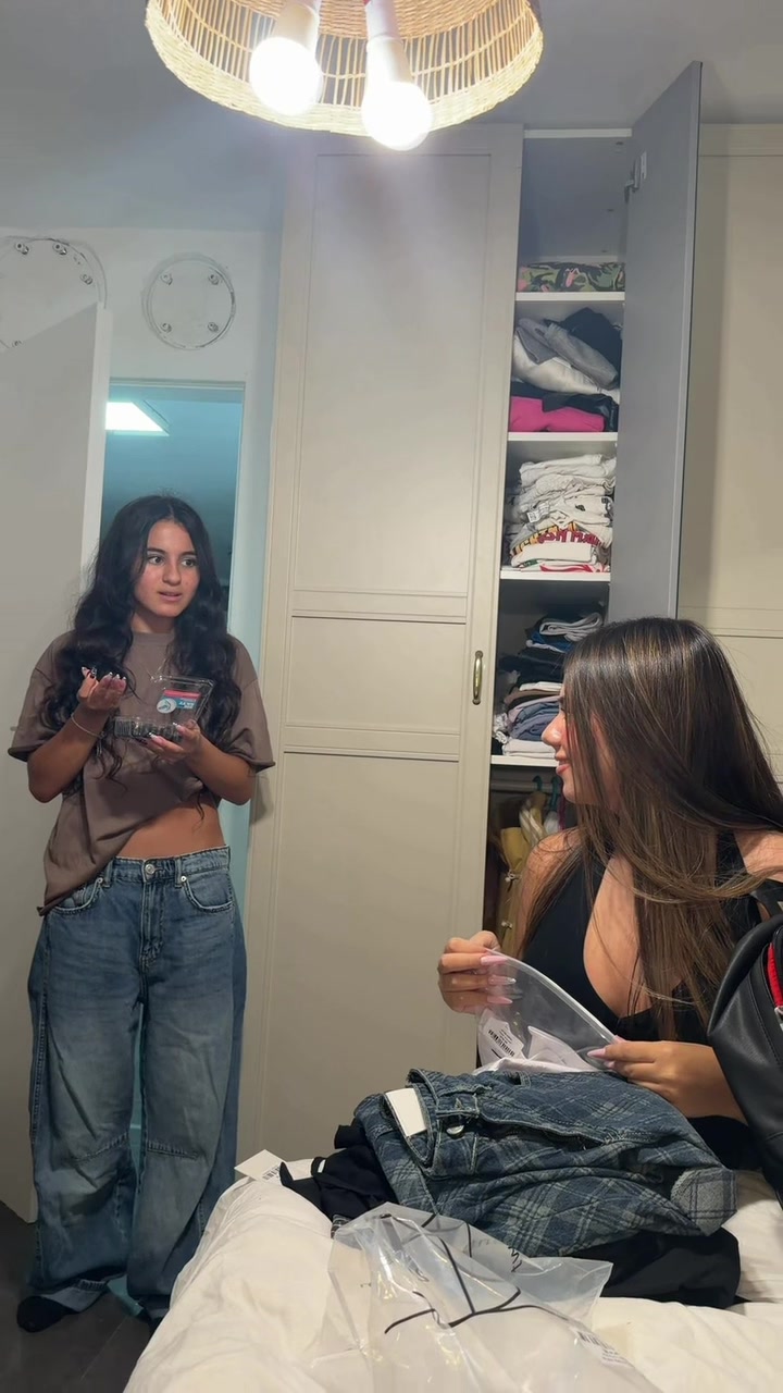 @נועה סרבי המלכה