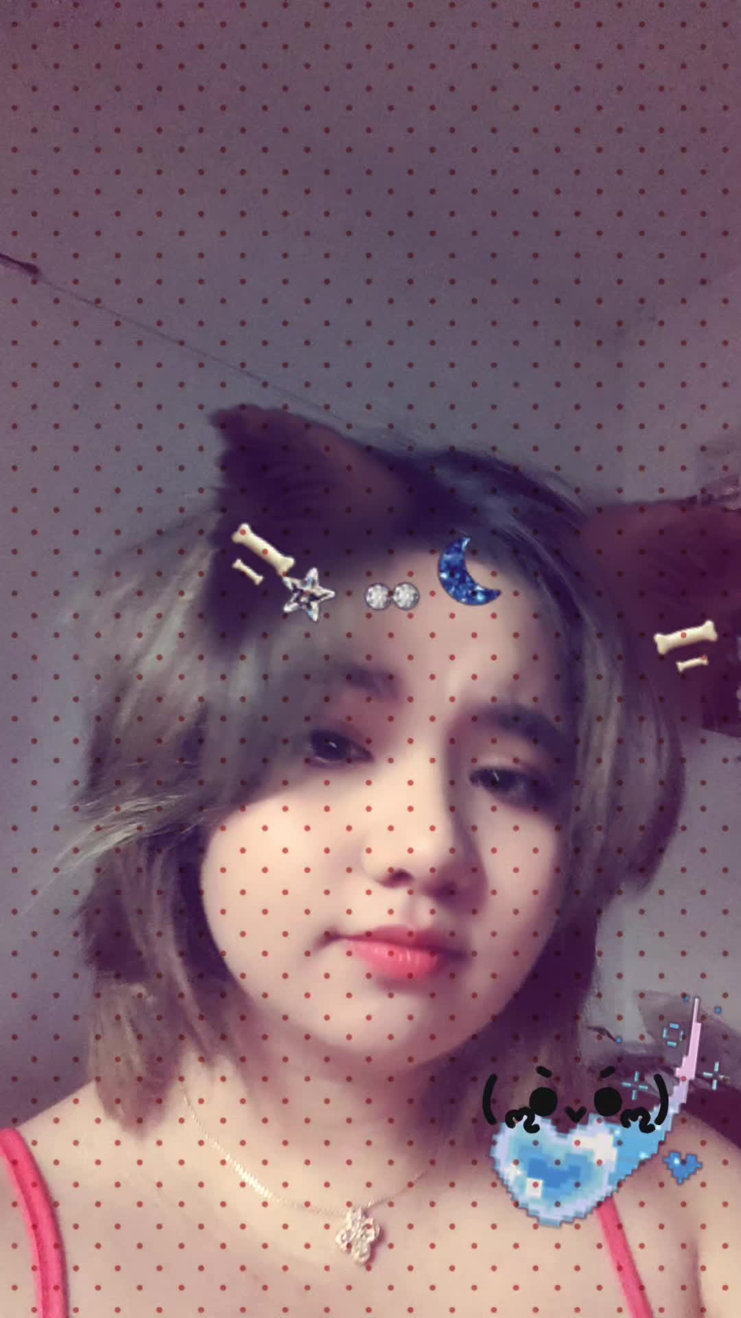 @Queenchiii