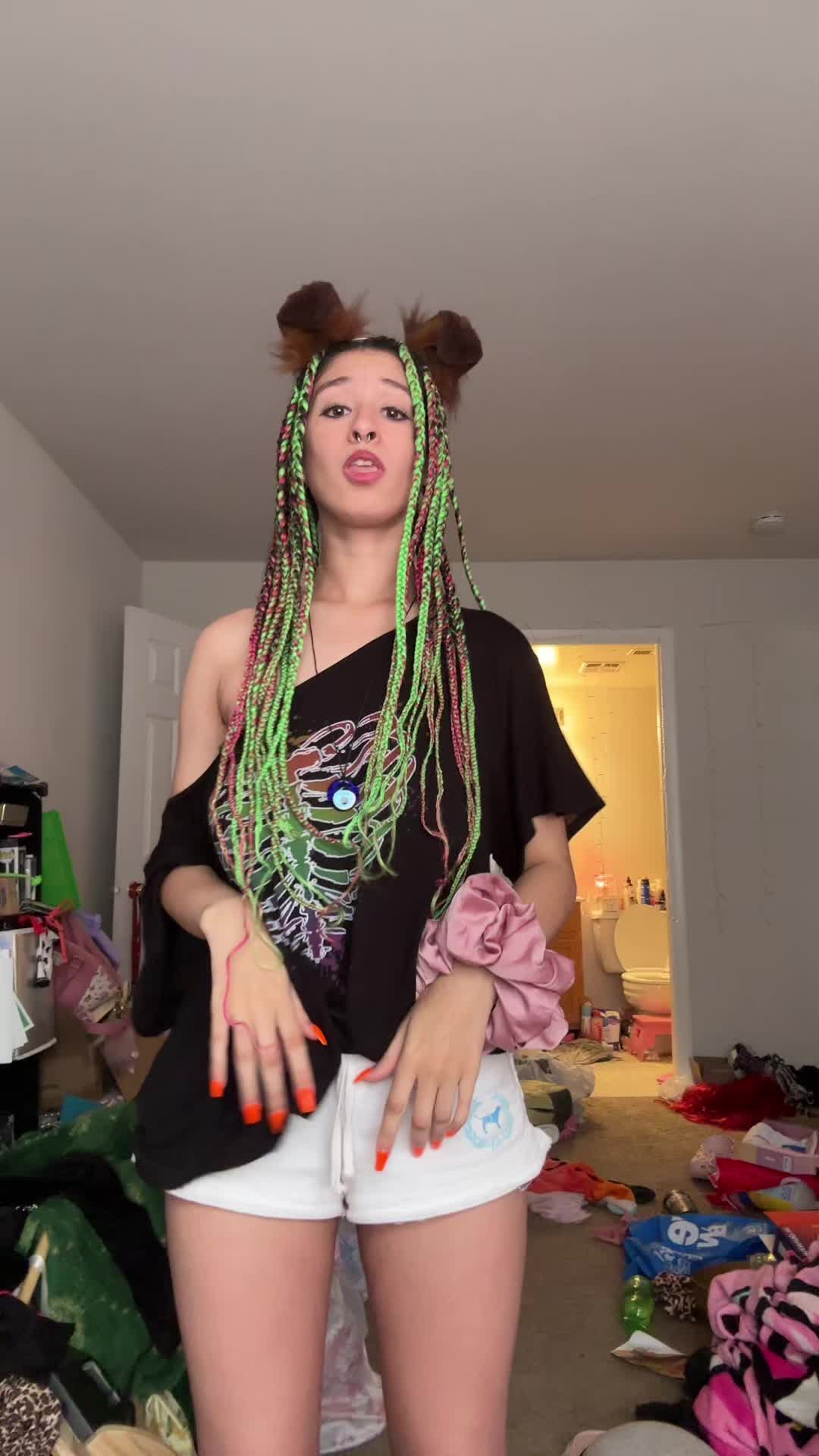 @axolotl_goblins