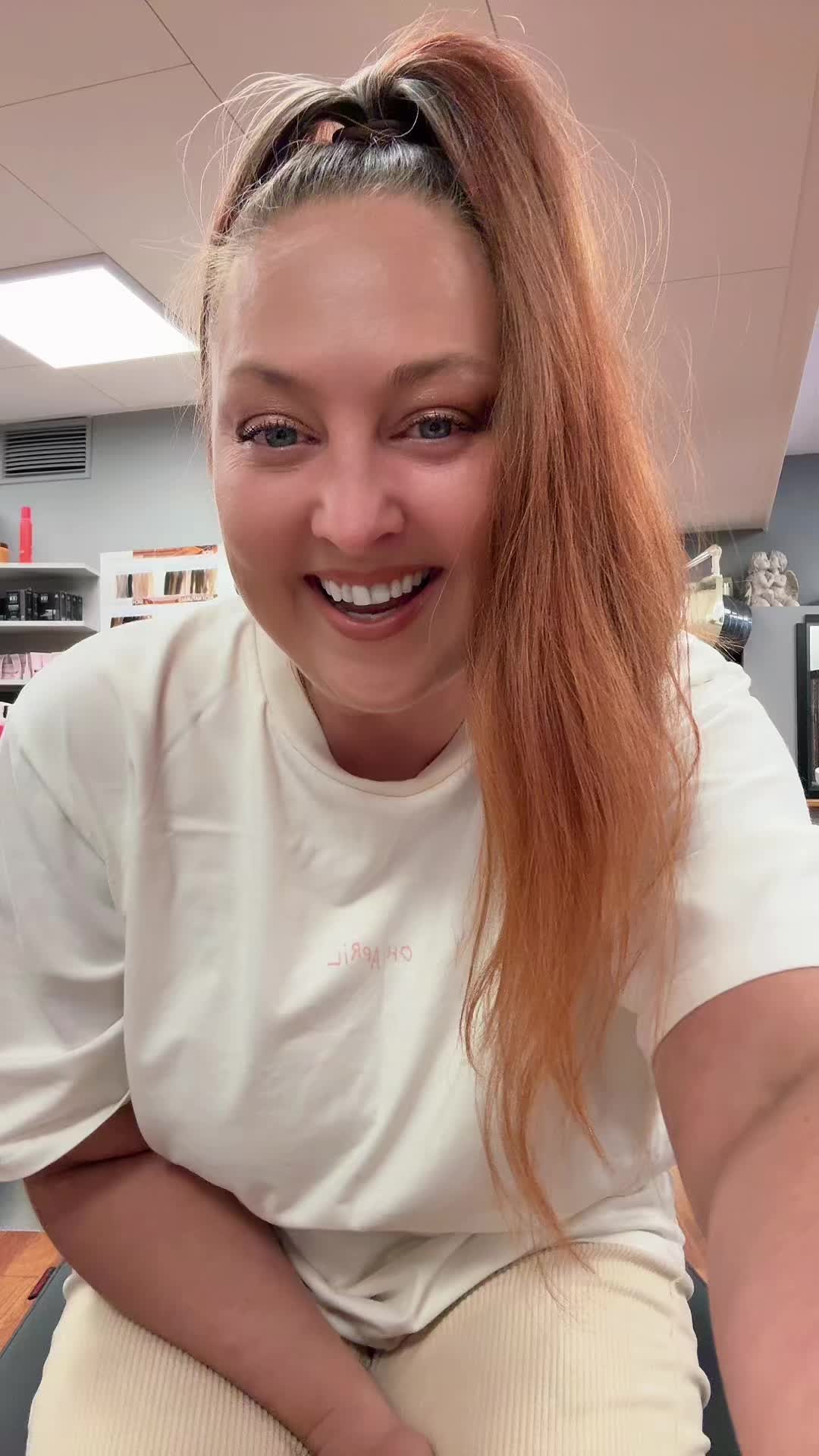 @Lanya Aliens 43J 🥰