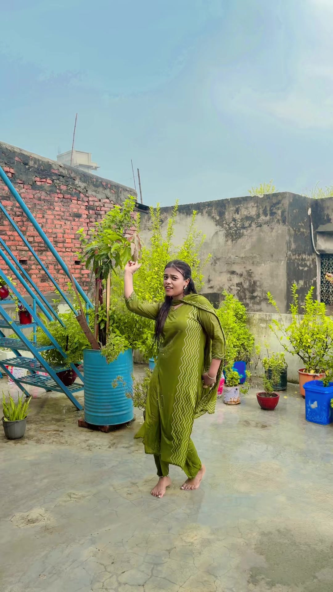 @ANJU MAHATO 🦋🕊️