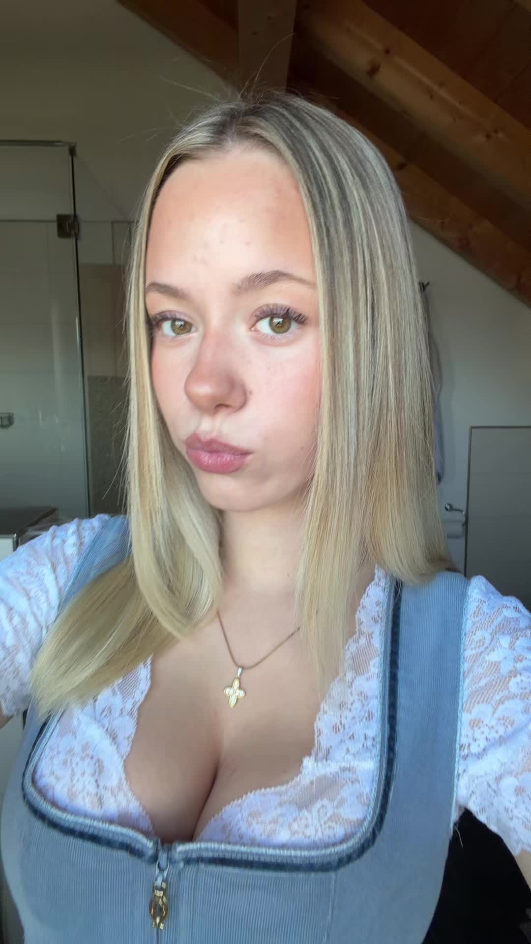 @Anni