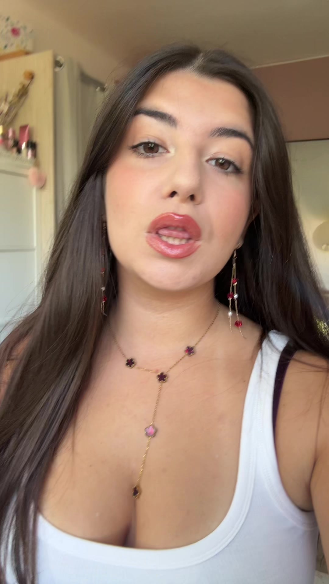 @..