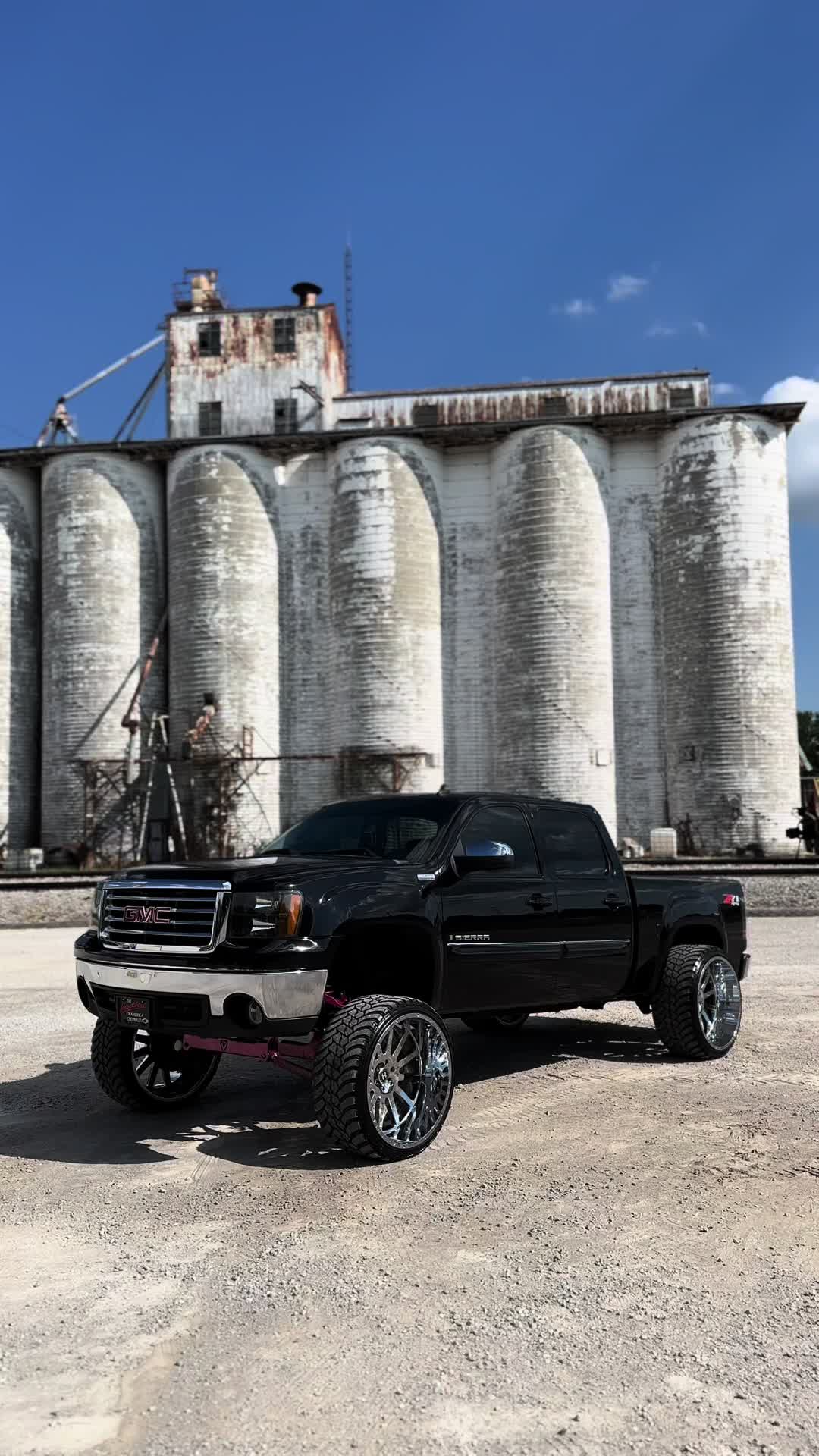 @jaryn_strader