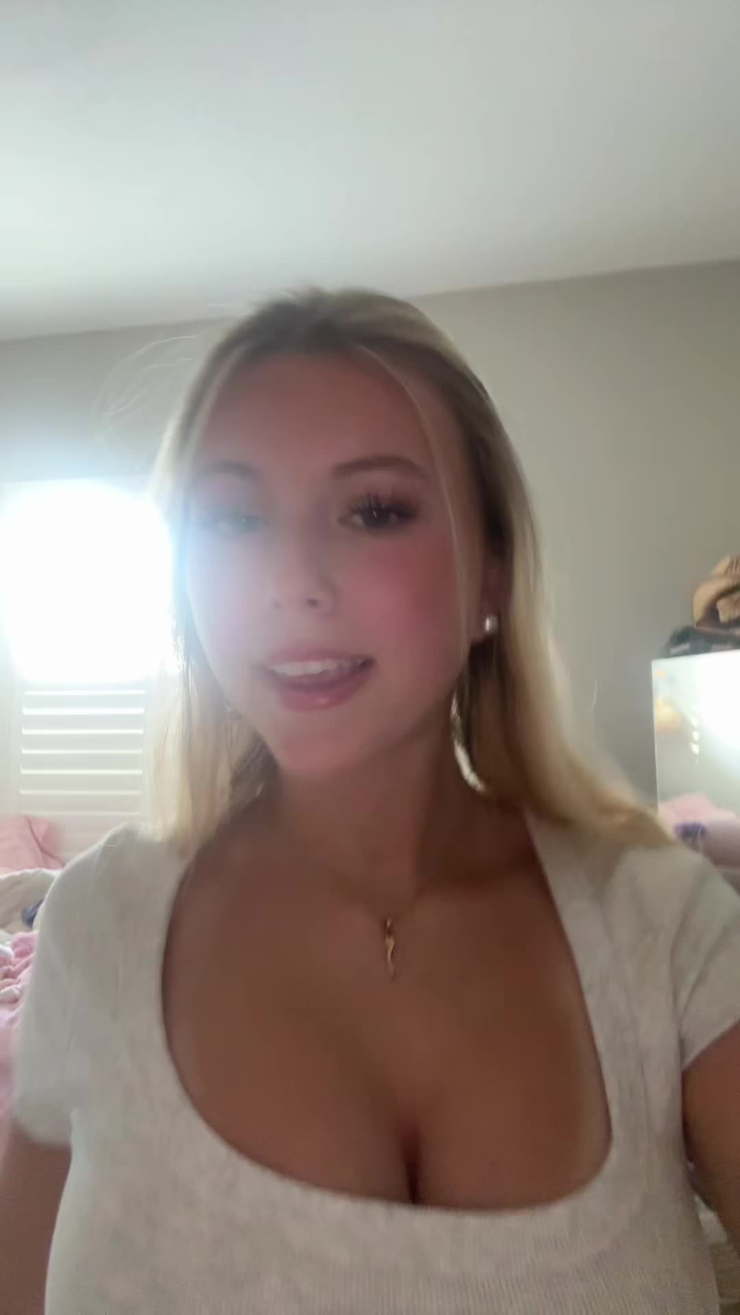 @aubreydeshaclone