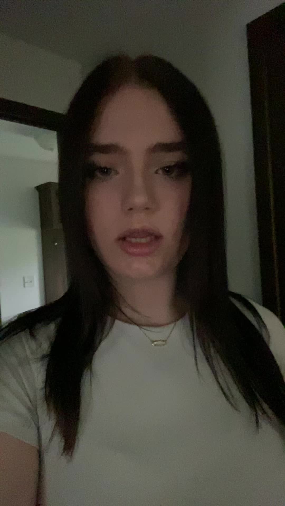 @🕸️