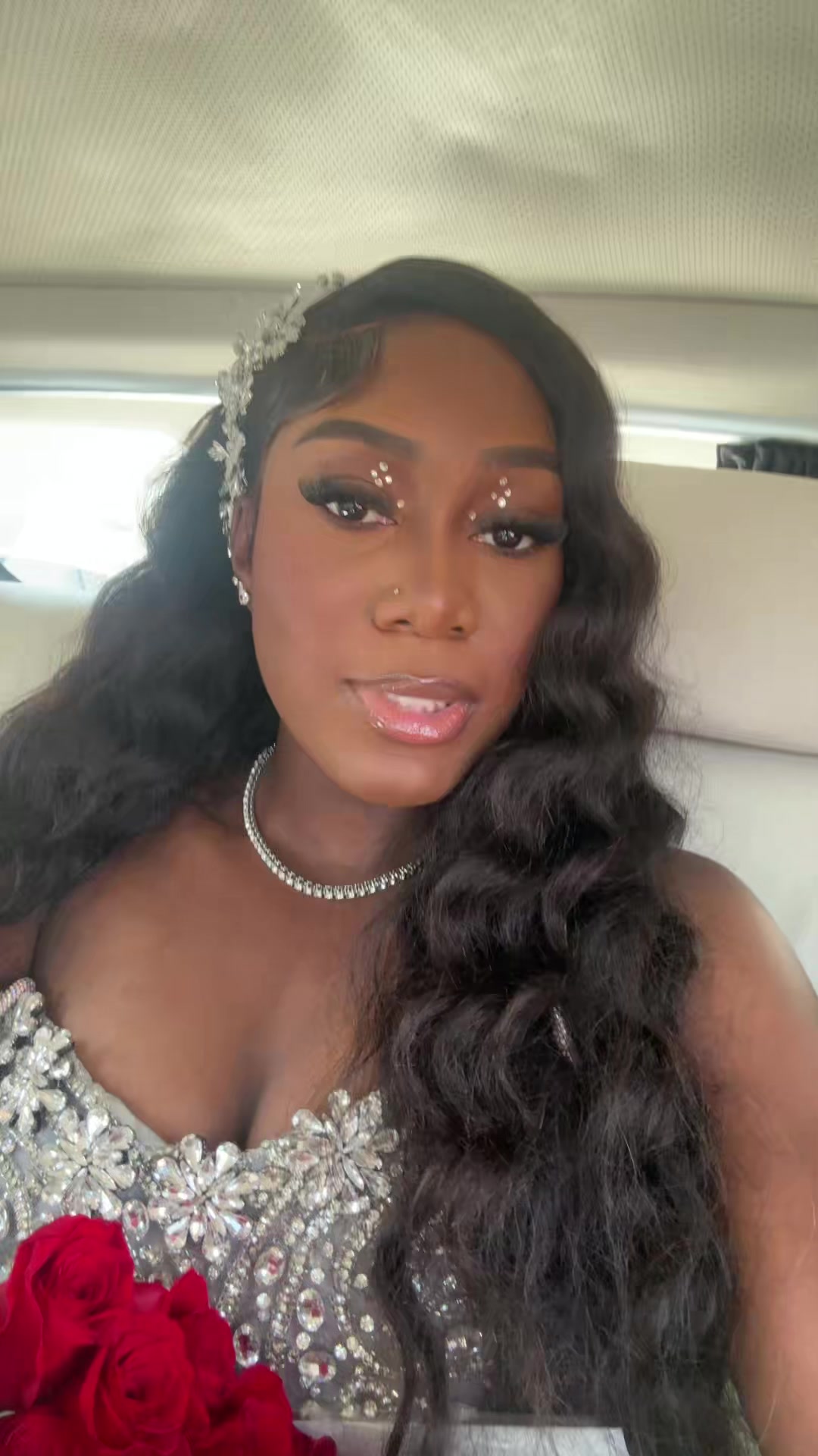 @👸🏾
