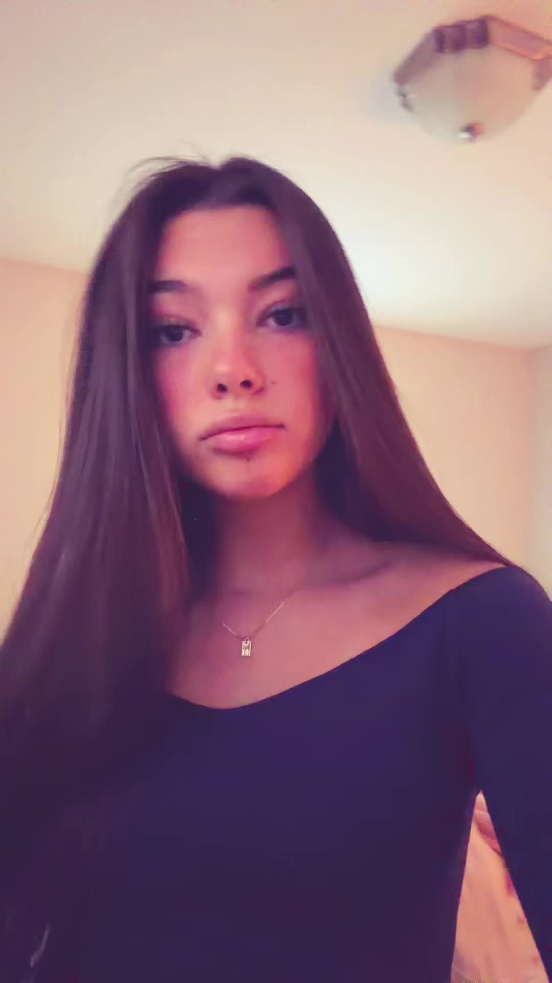 @Mia
