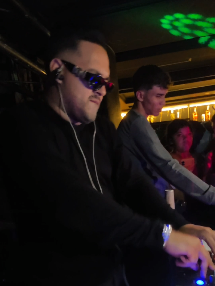 @DJANDERSON BRICEÑO