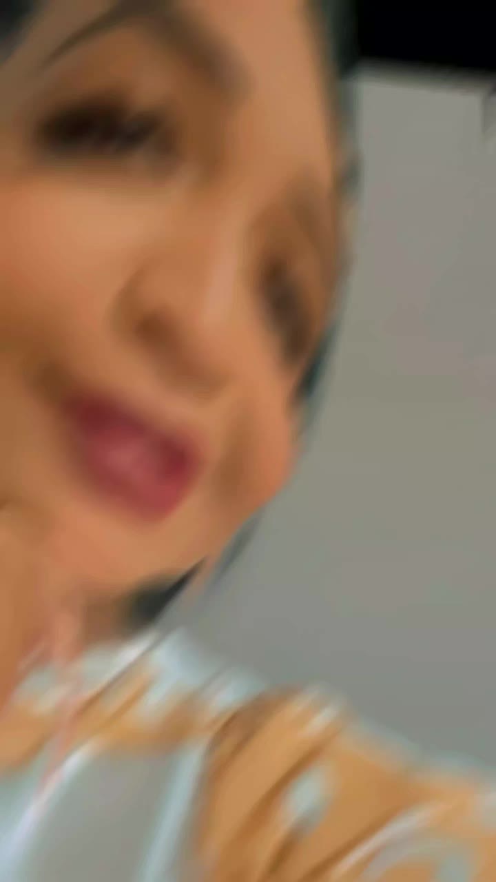 @Brinda_๐