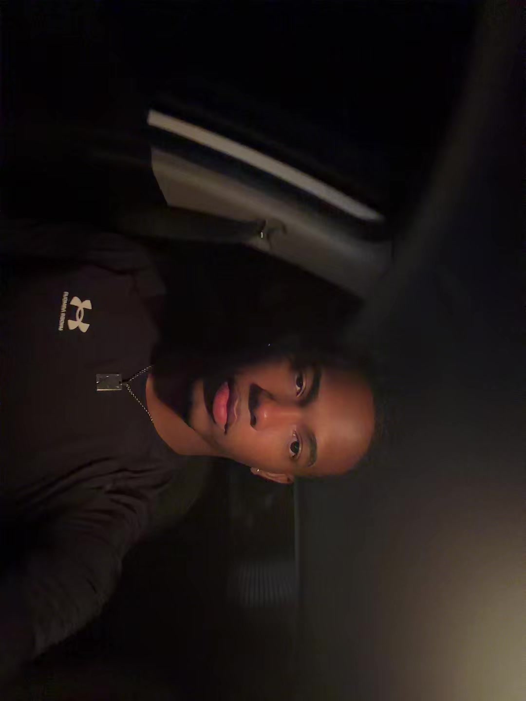 @Kháil 🧑🏾🦱