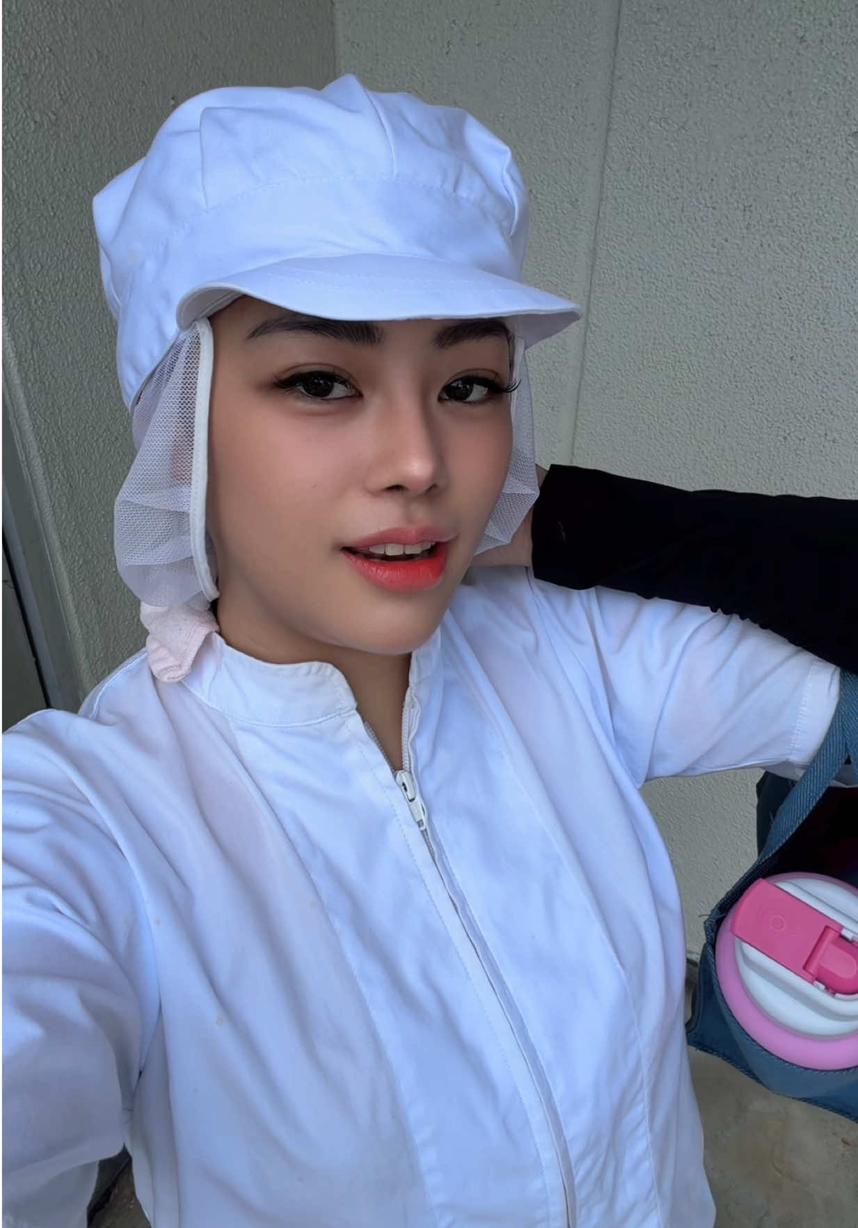 @ako si Bela paktoriworker