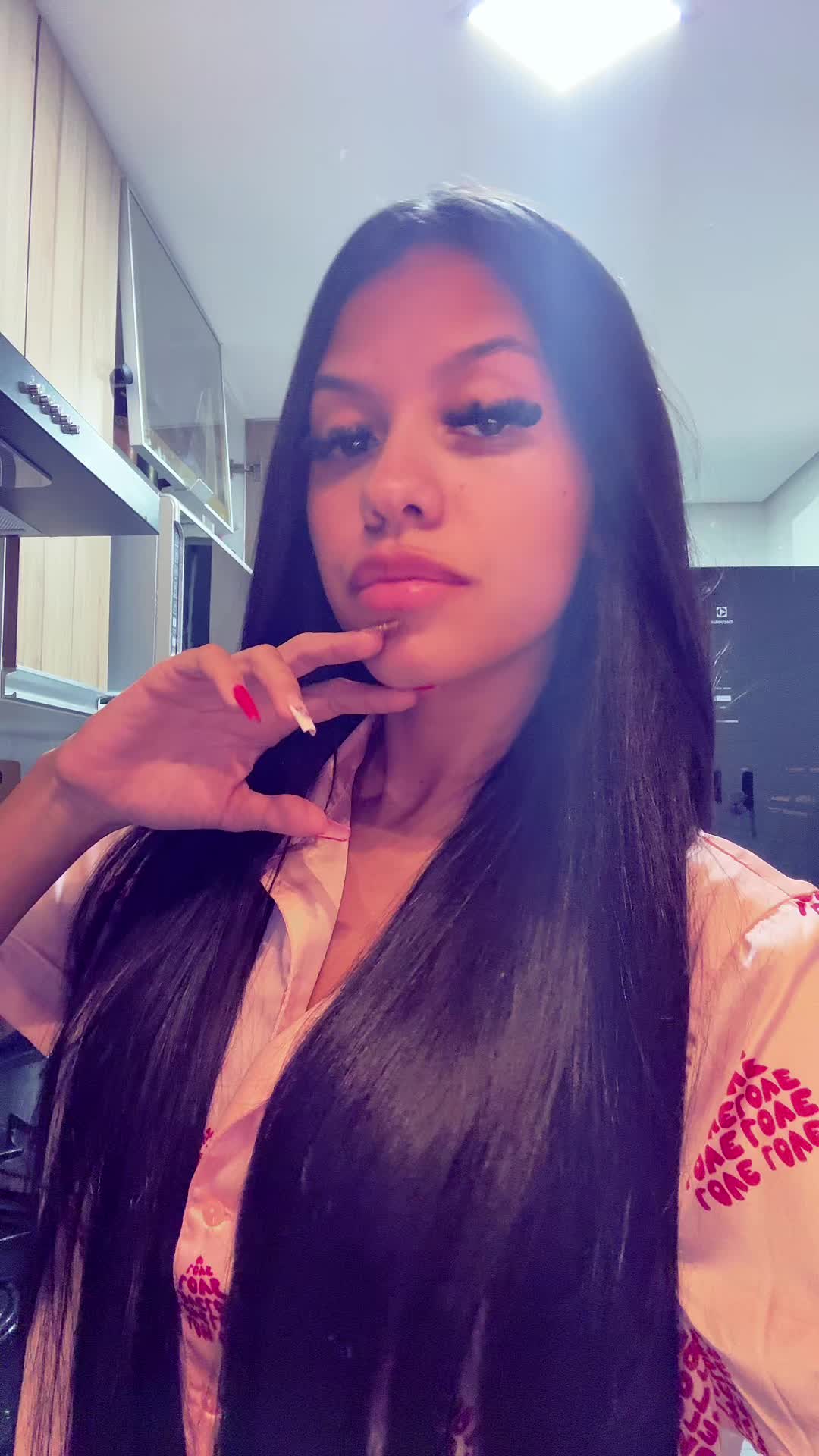 @dailyneneca