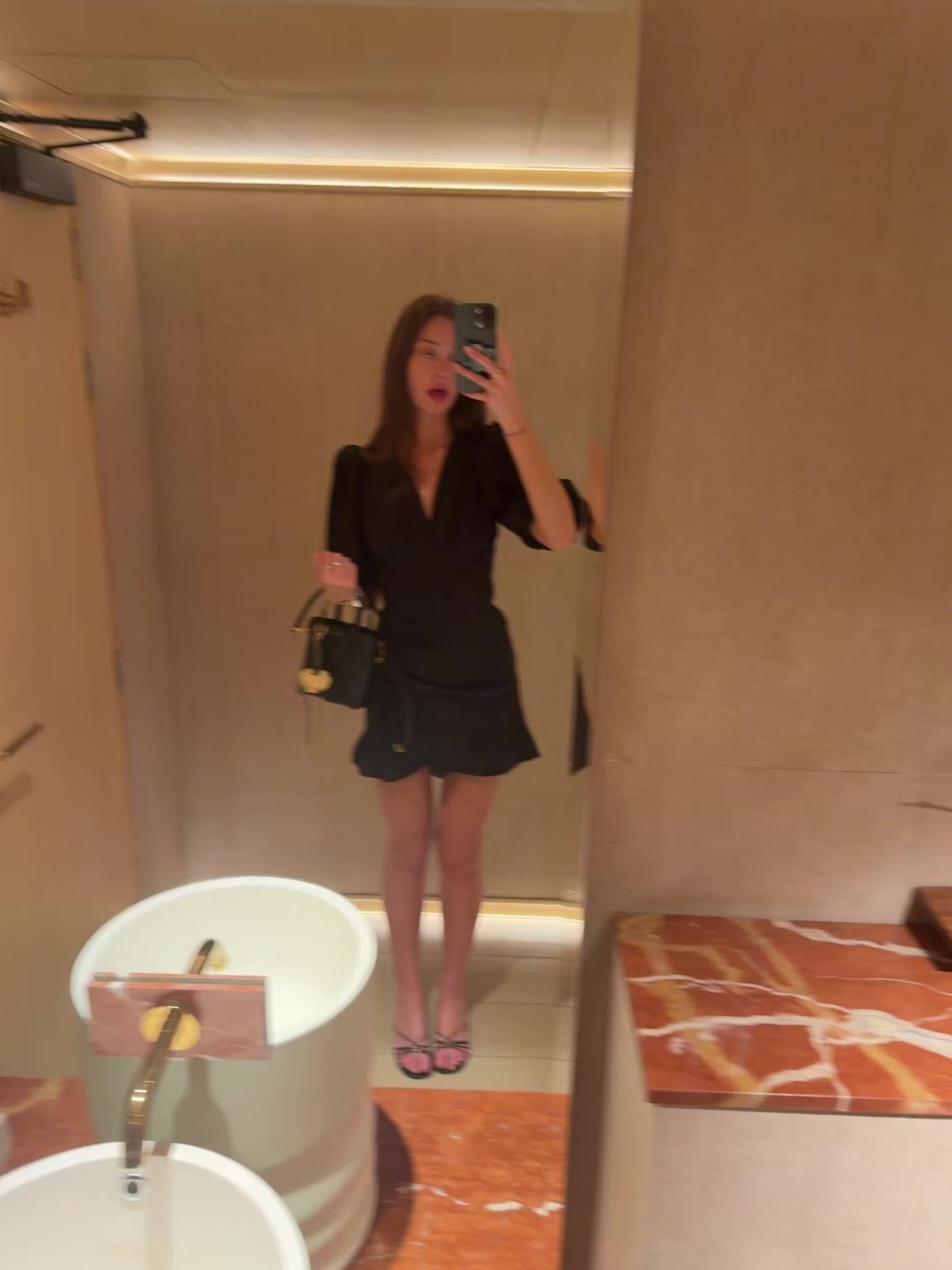 @asstrela