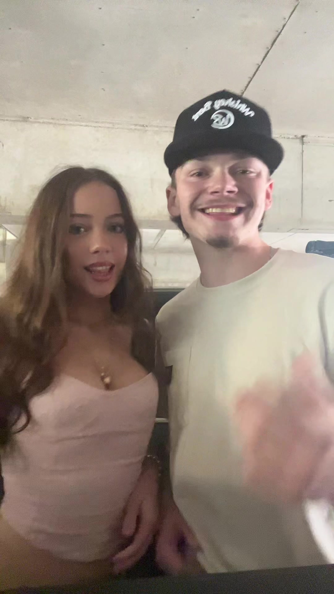 @💋🤞🏼