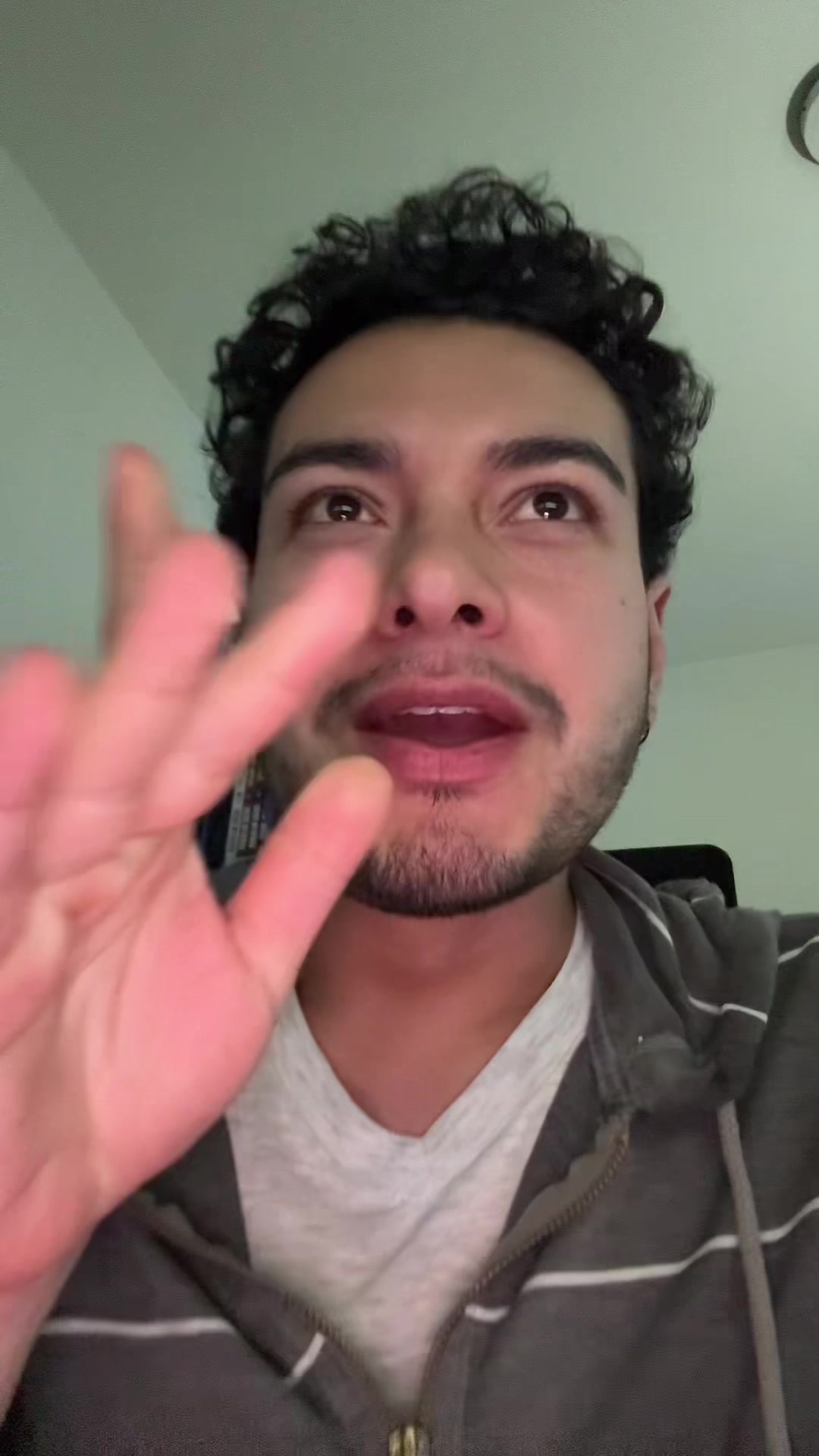 @Keviño