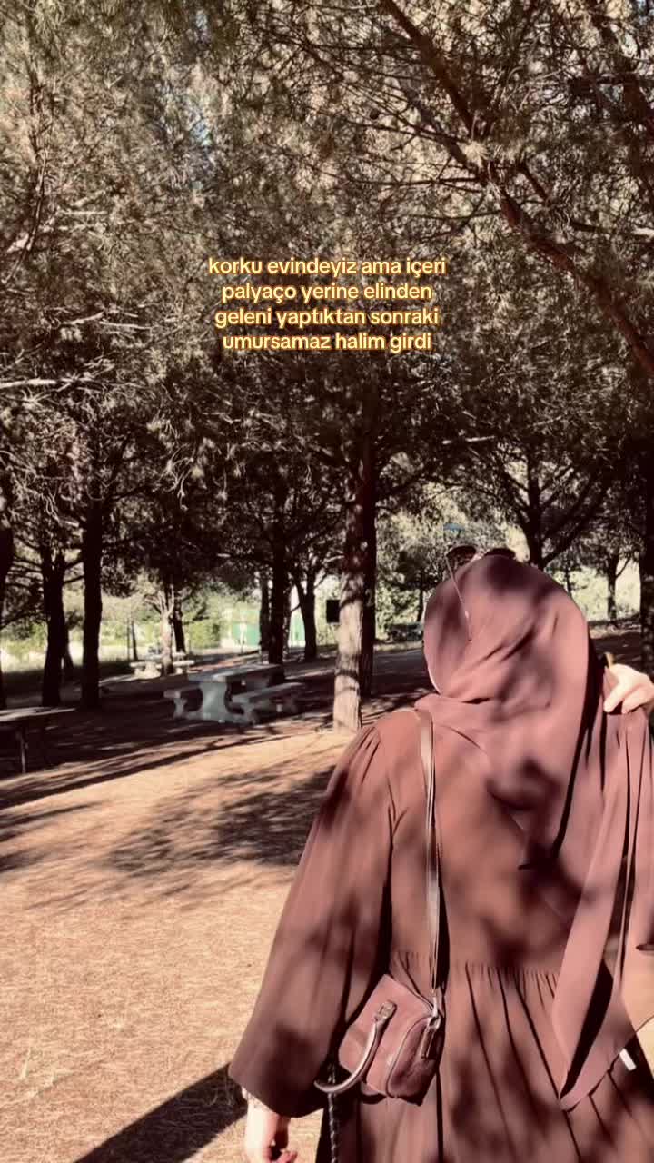 @🕸️