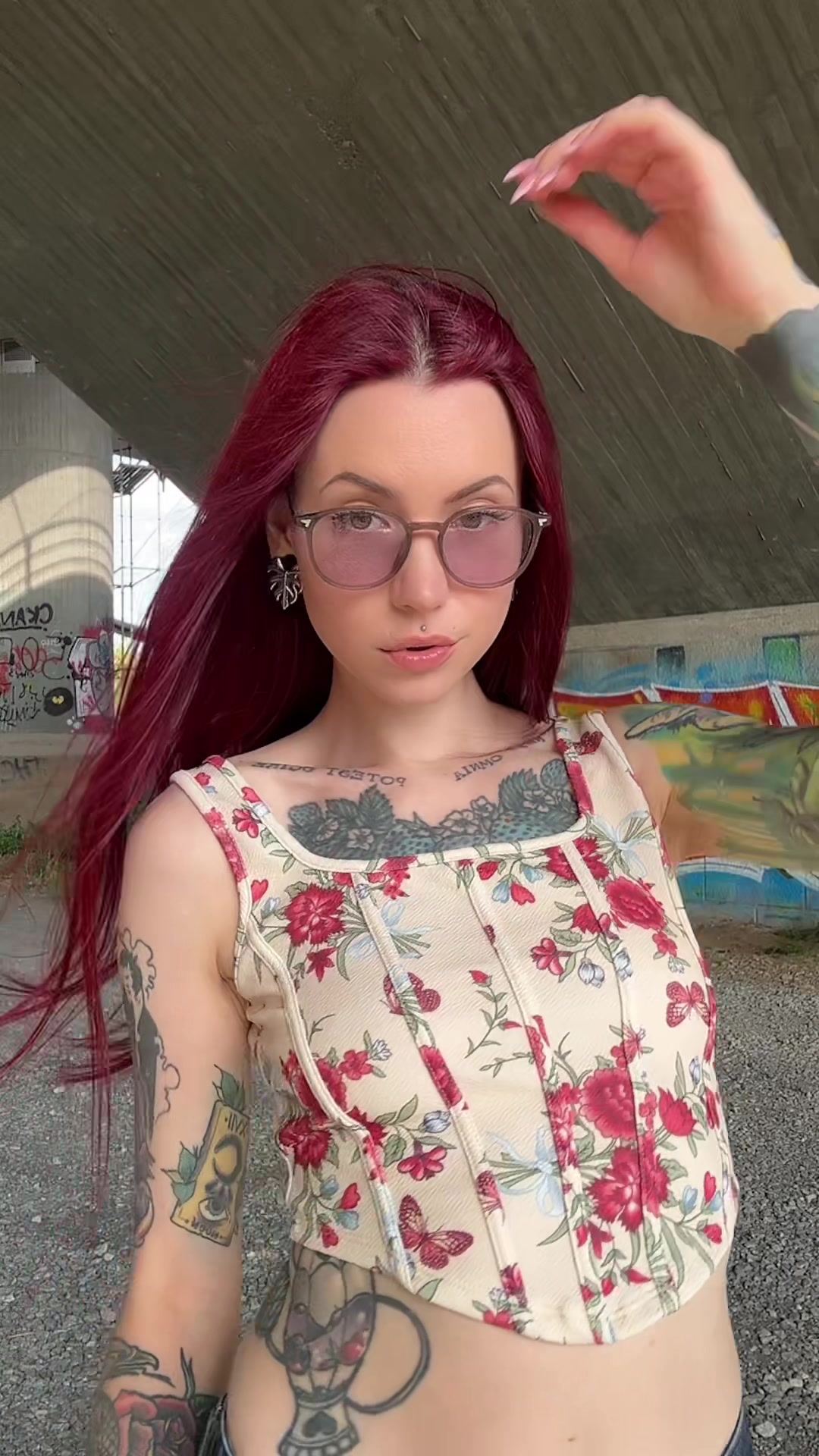 @Vera