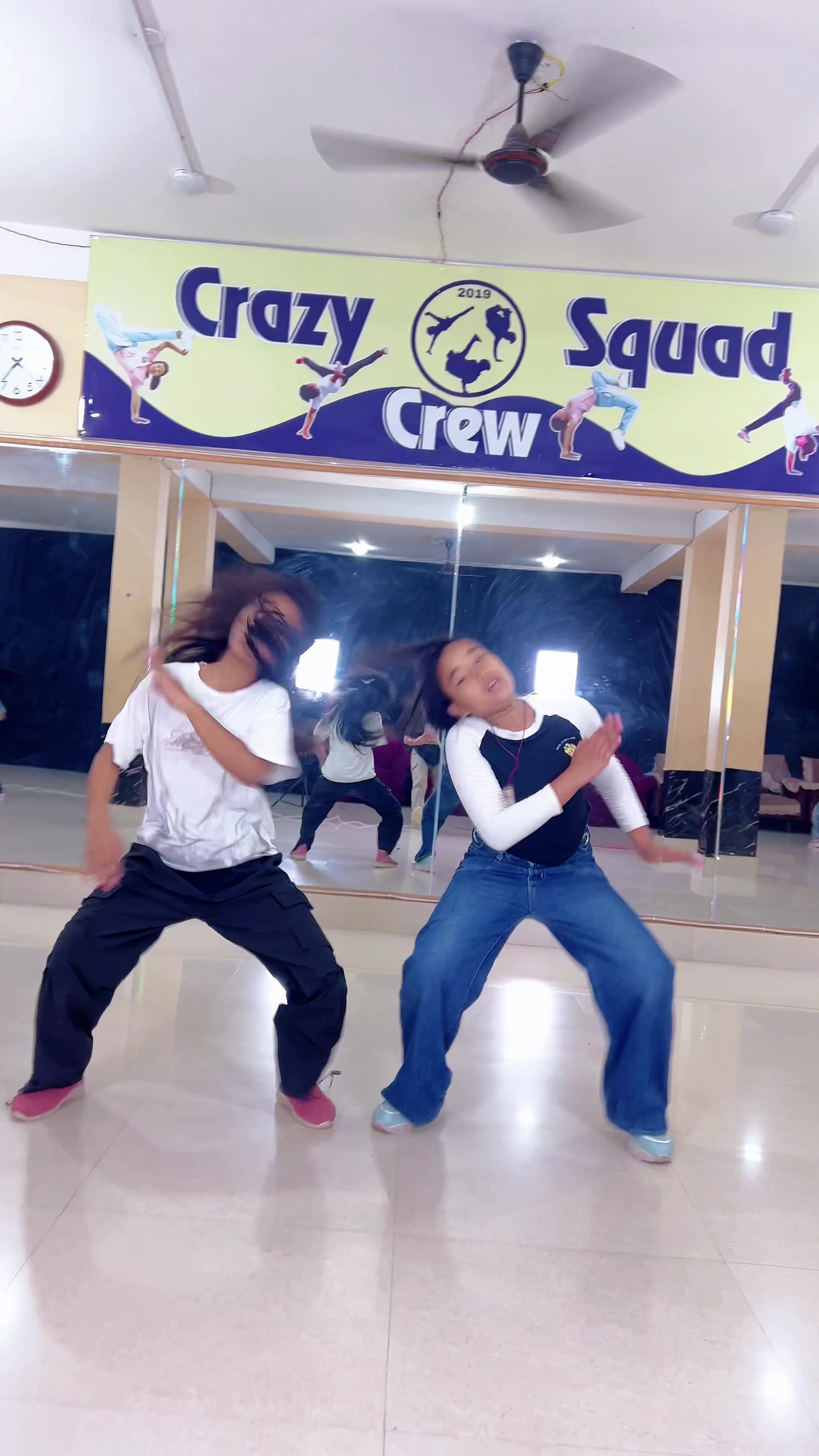 @Crazy Squad Crew