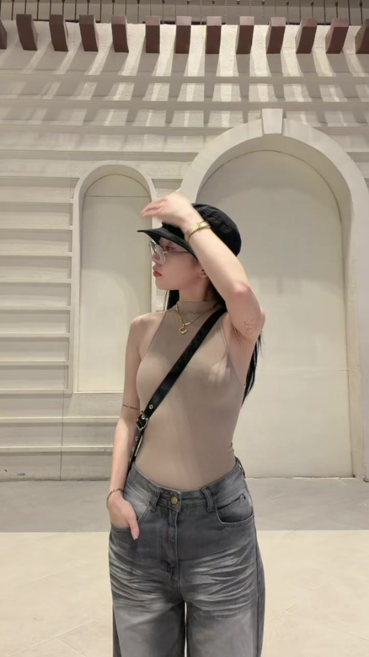 @elneshne on ig