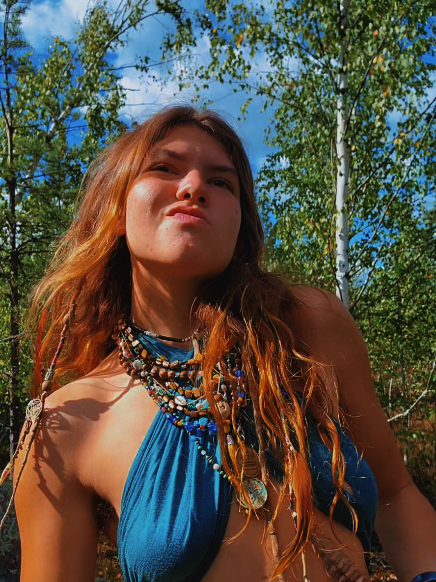 @Liza Kashtanka  ☮️