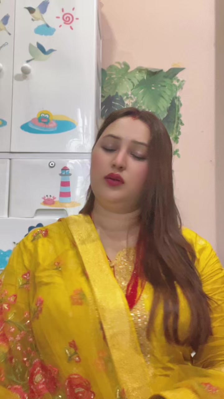 @Dipa lohani💫🦋