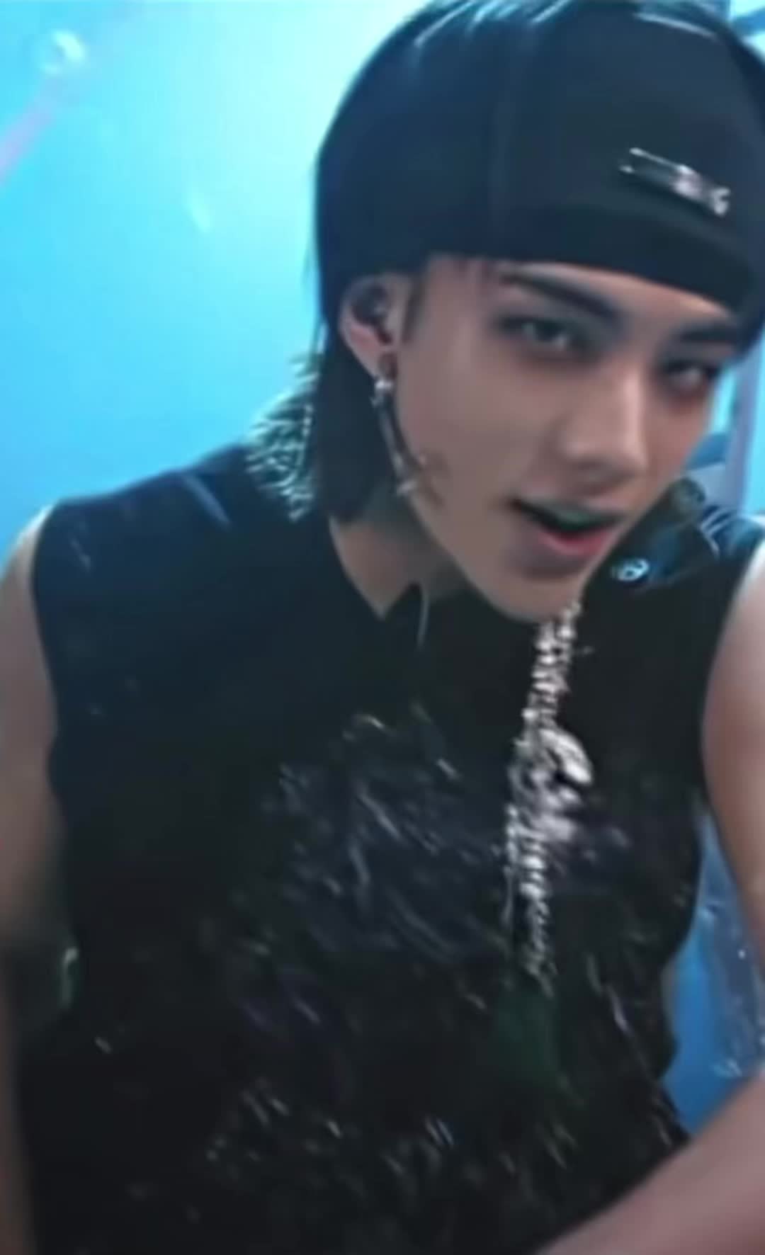 @Hyunlix4ever