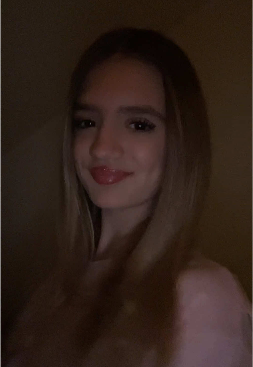 @lena.ist.blond