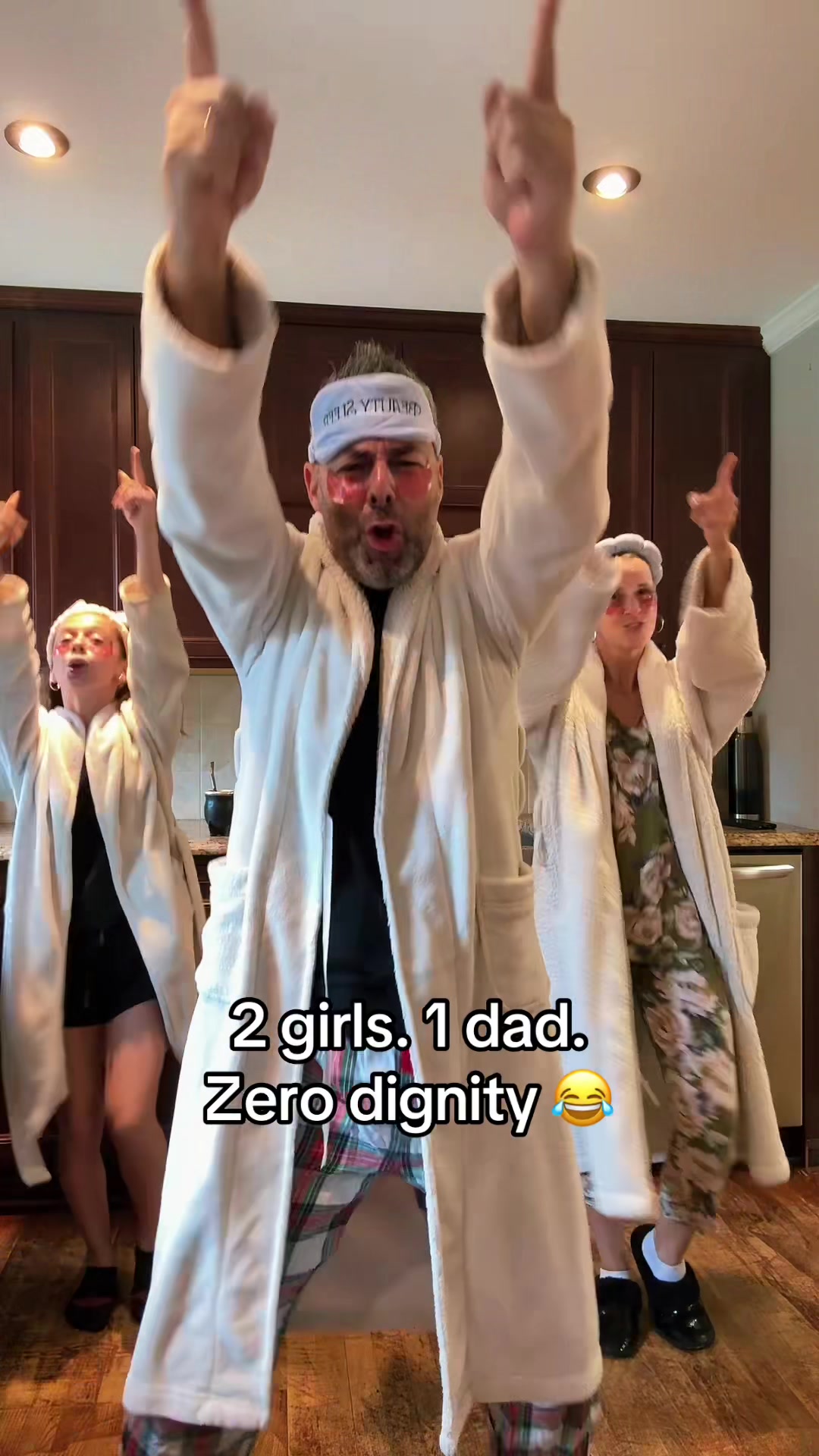 @The Dancing Family
