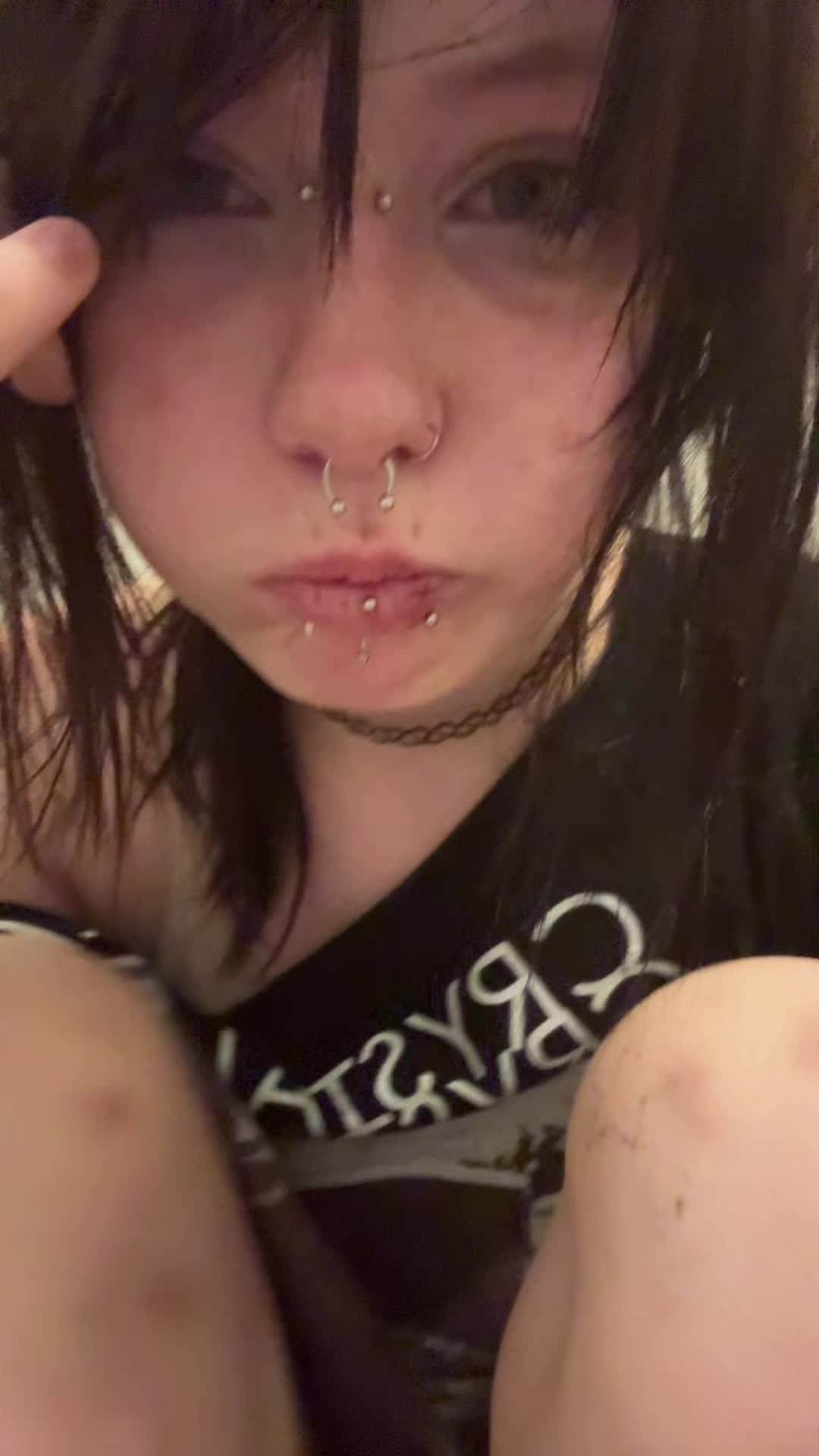 @𝓮𝓵𝓵𝓲✌️