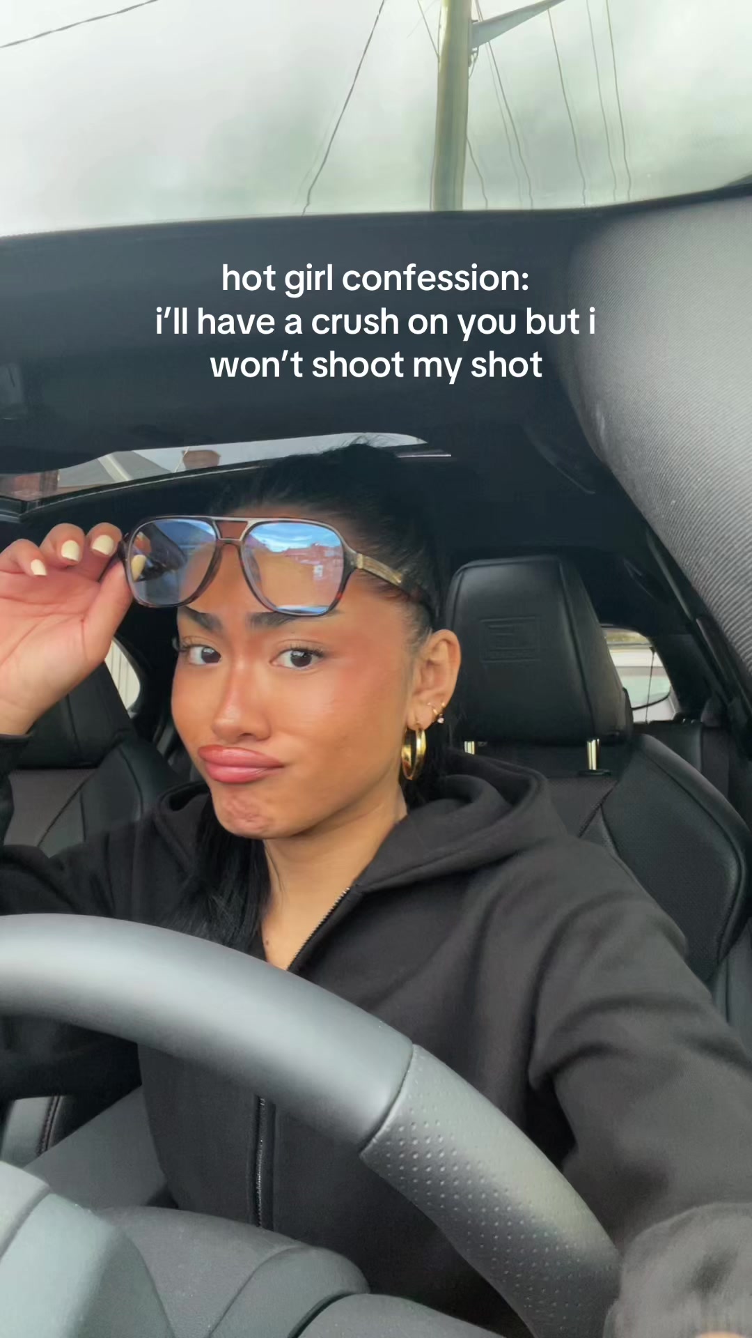 @TH💋NIA
