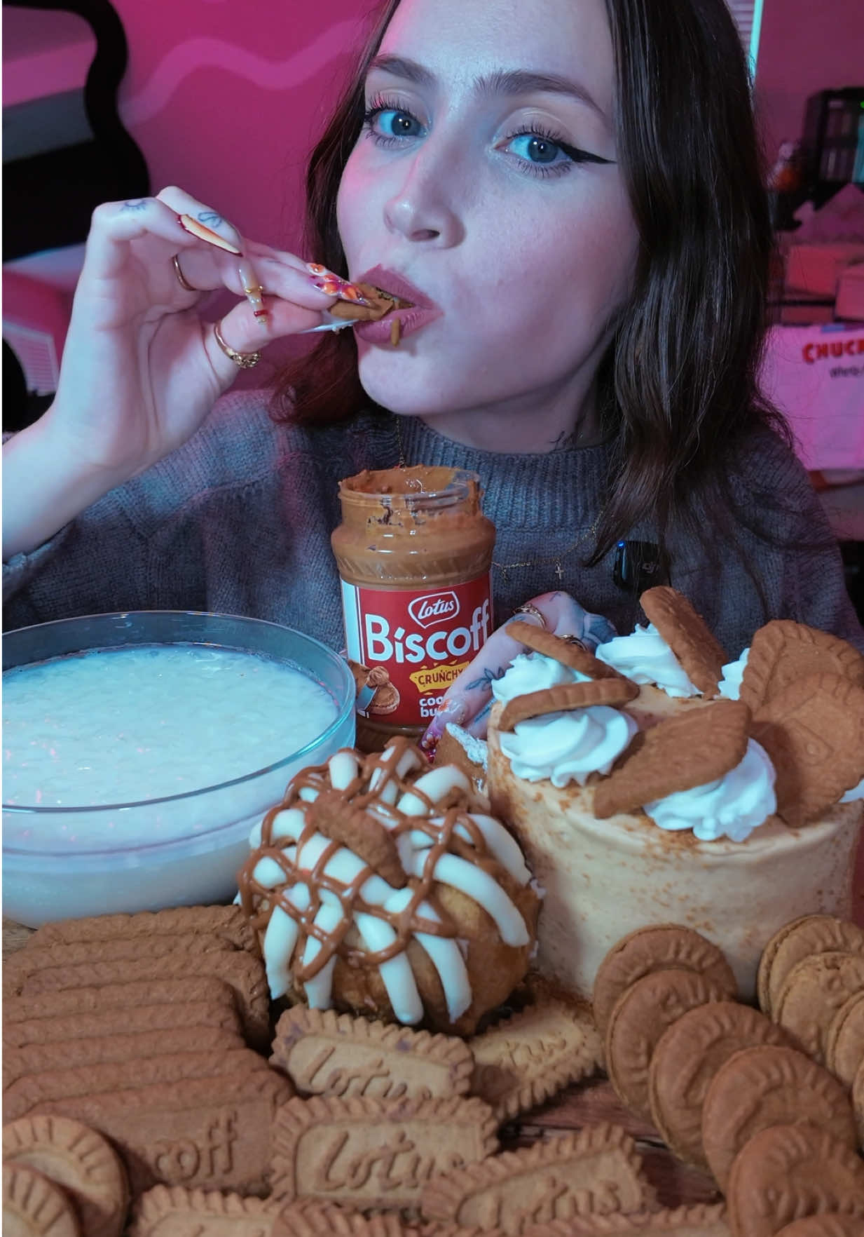 @hungryhungryhallie