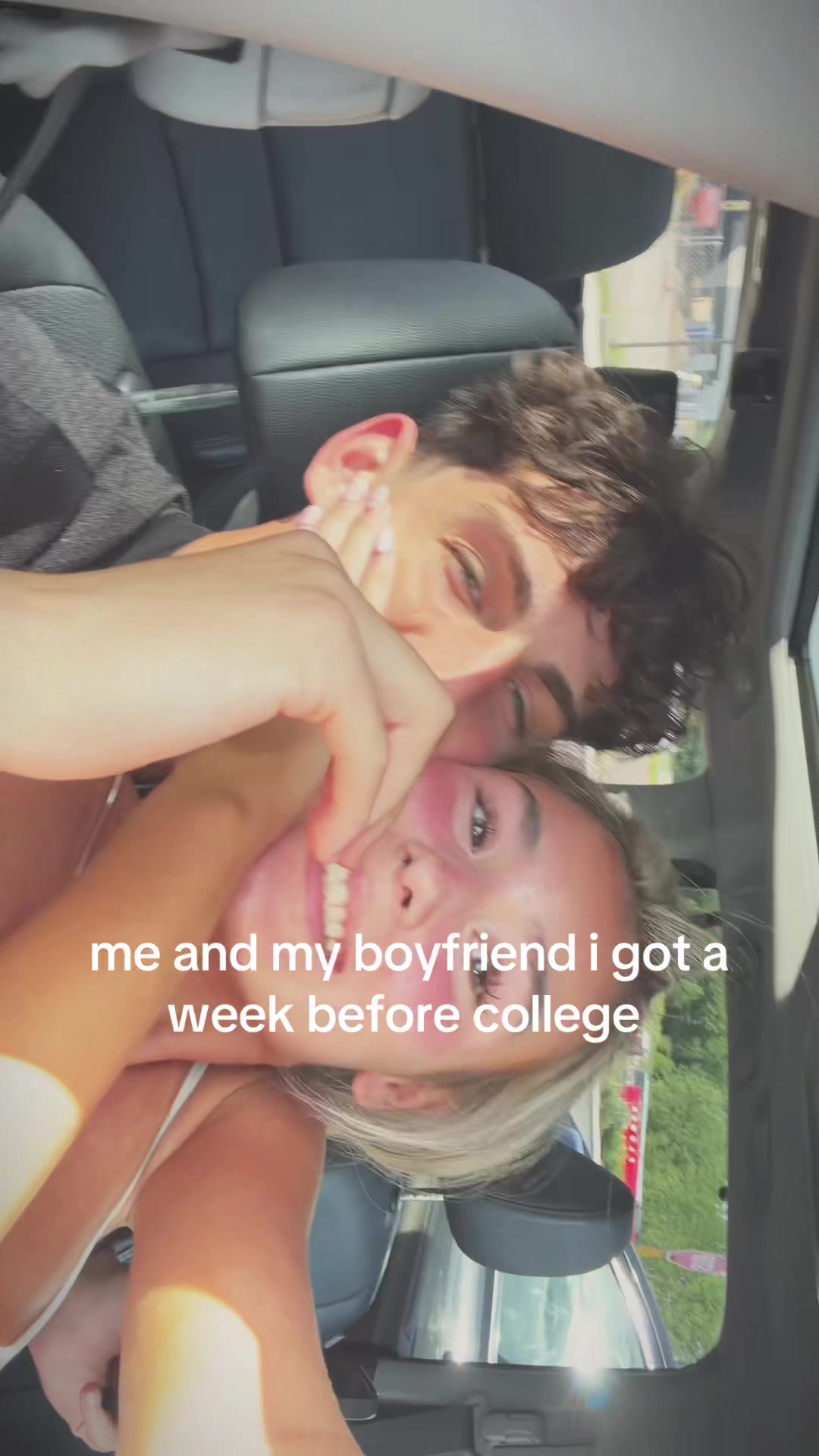@blonde.dinasour