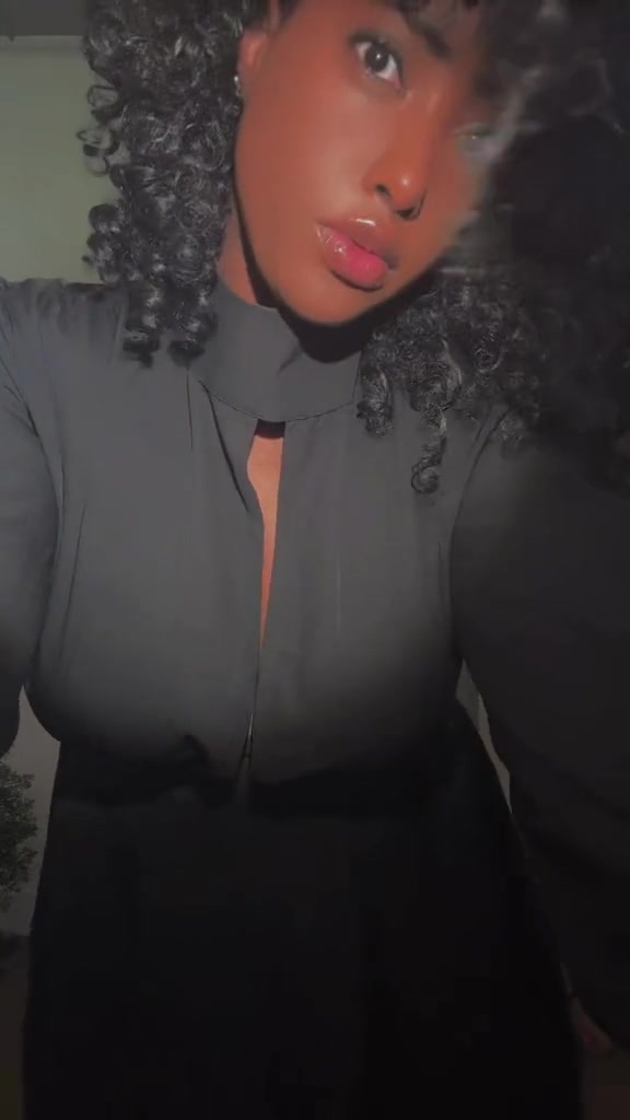 @Alicia||Naomi