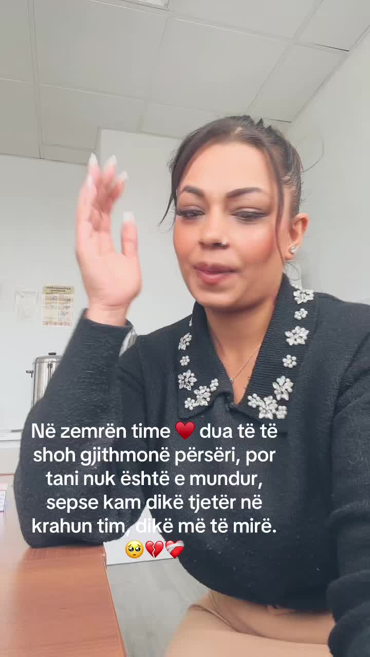 @Queen 👑