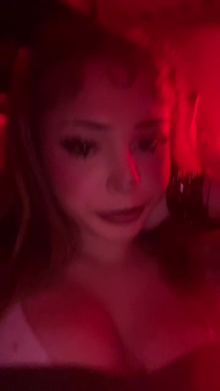 @🧟