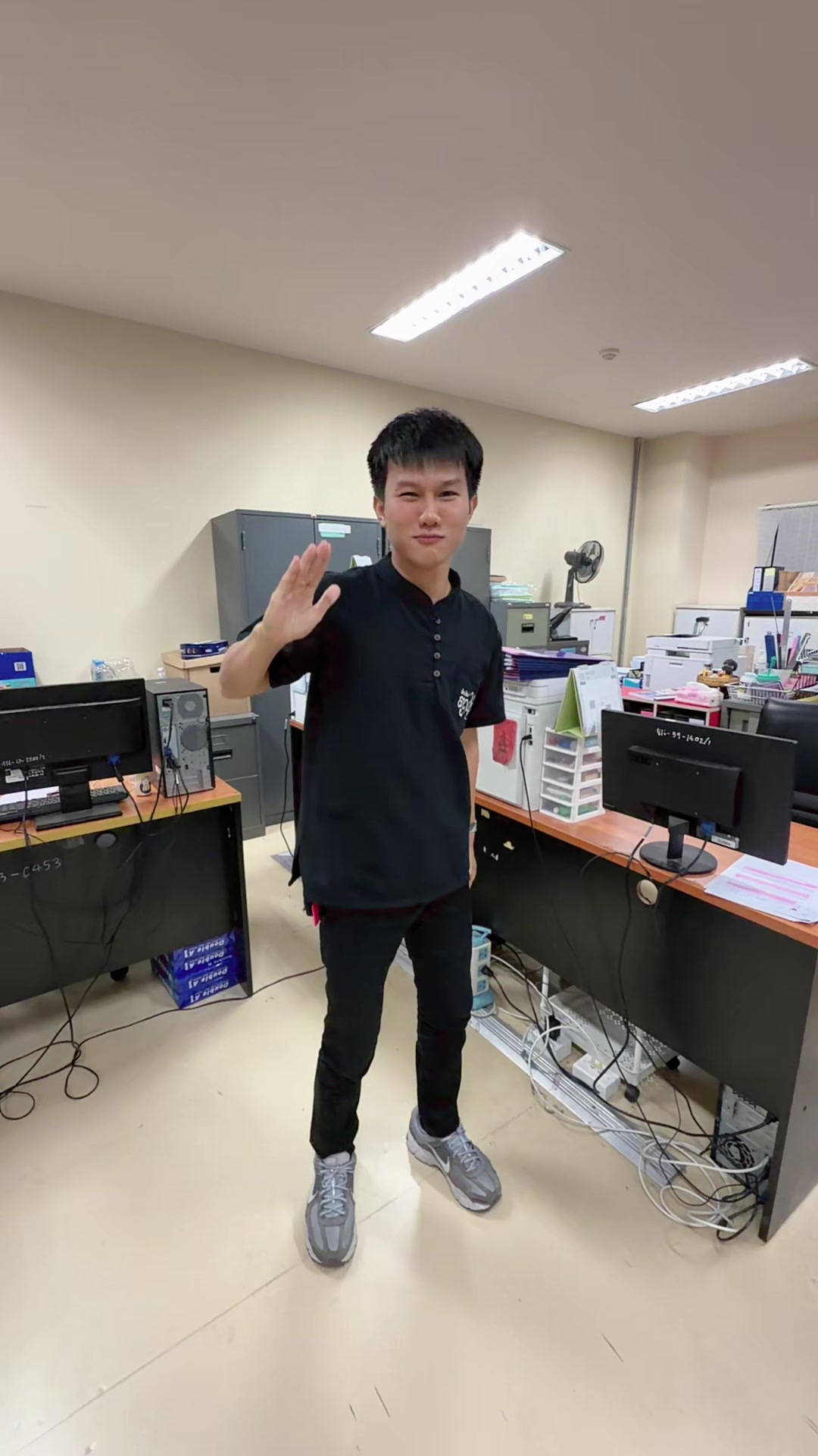 @อยากเป็นดารากับเขามั้ง