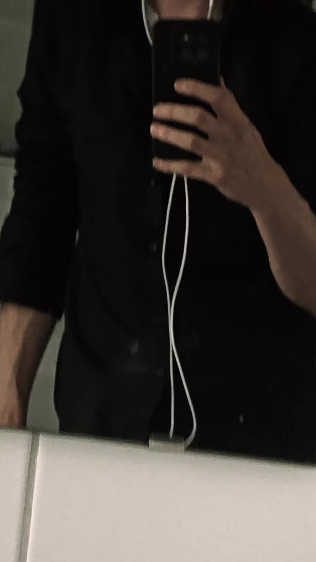 @♈