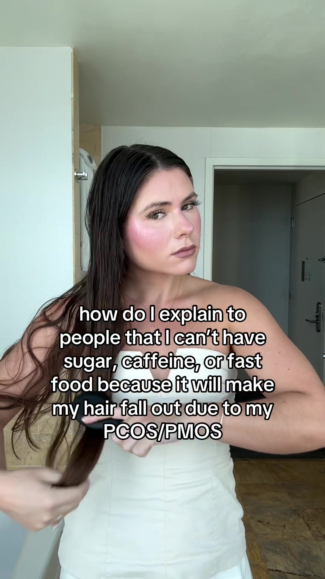 @Sarah | PMOS/PCOS life + tips