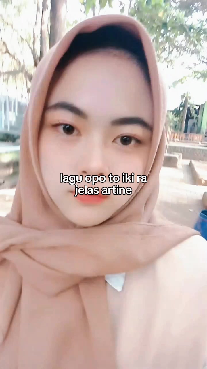 @Redvelvett🦋