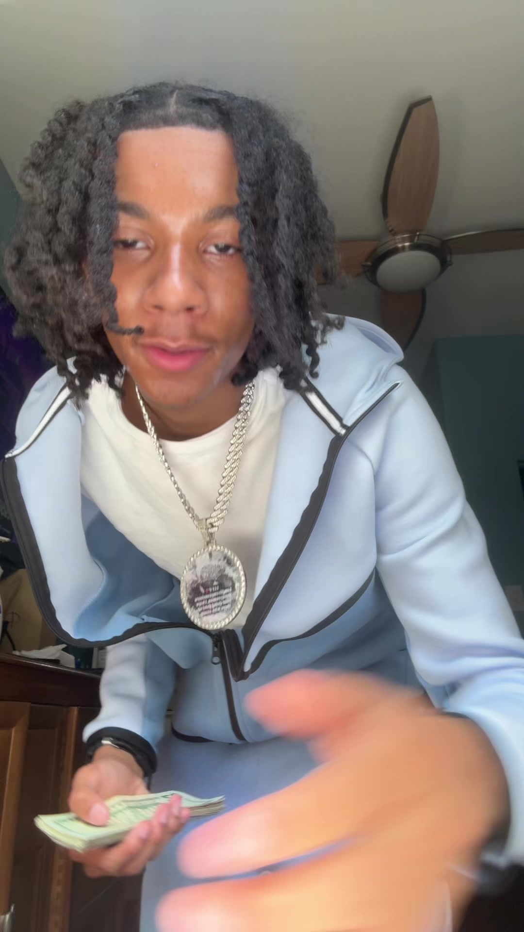 @Playb0ytwisted