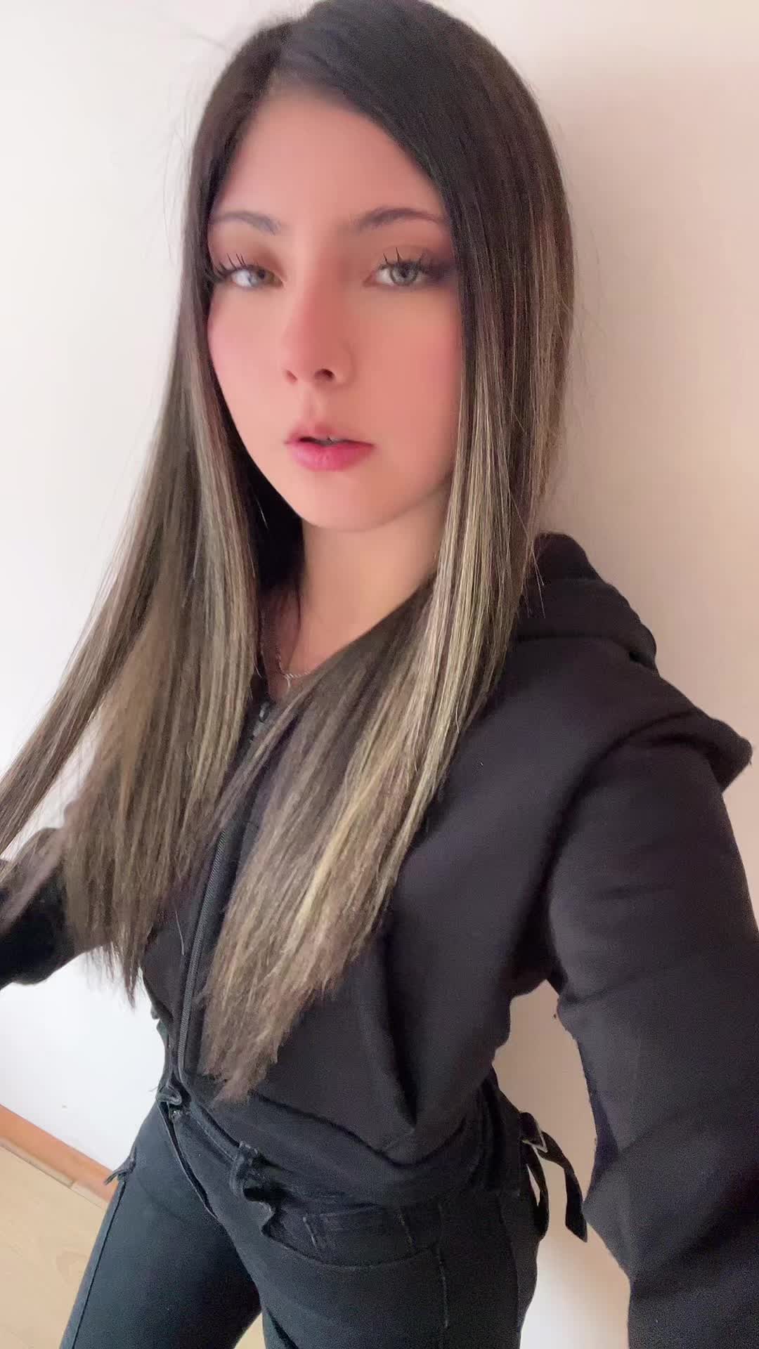 @𝐌𝐚𝐝𝐞𝐬𝐢𝐭𝐚