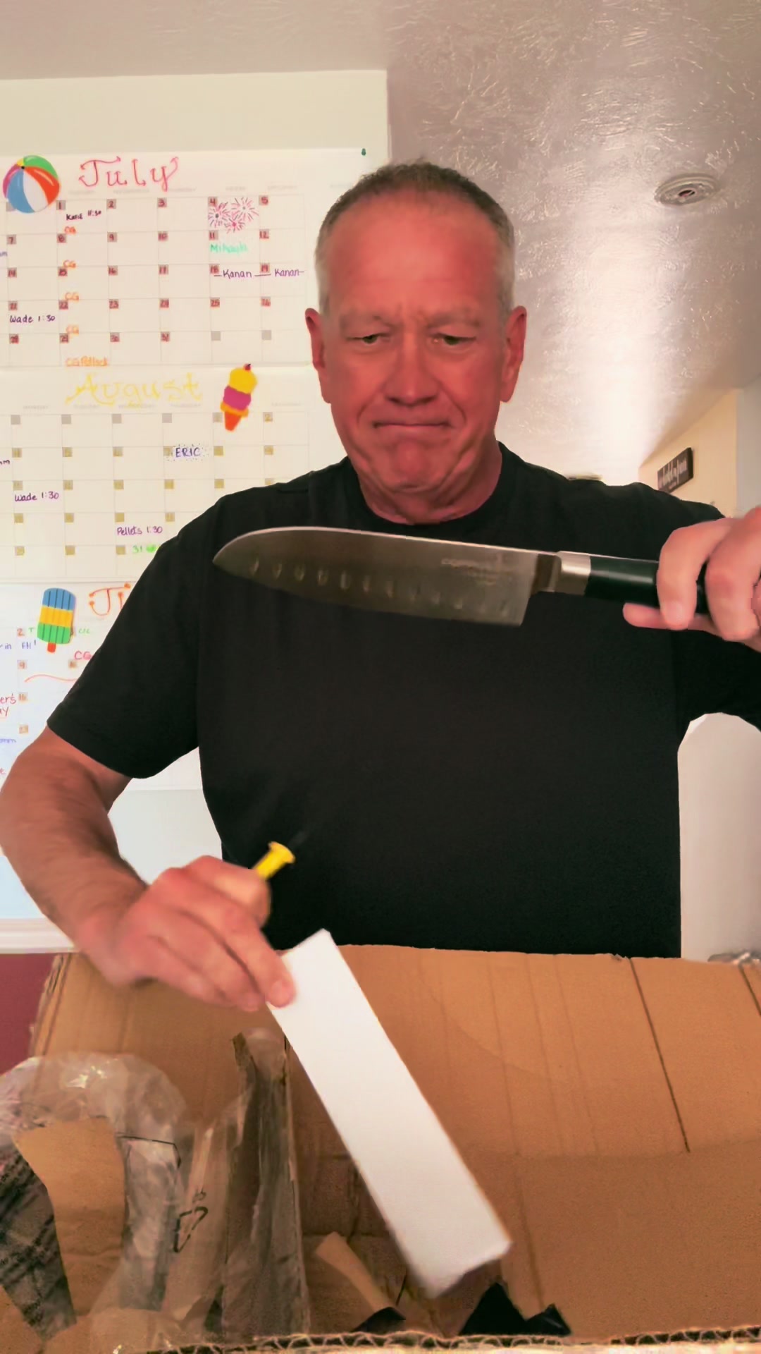 @EEBates00