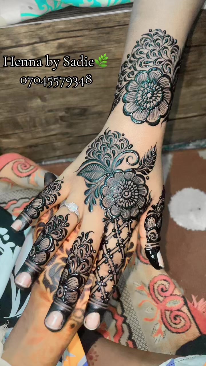 @henna_by_sadie🌿