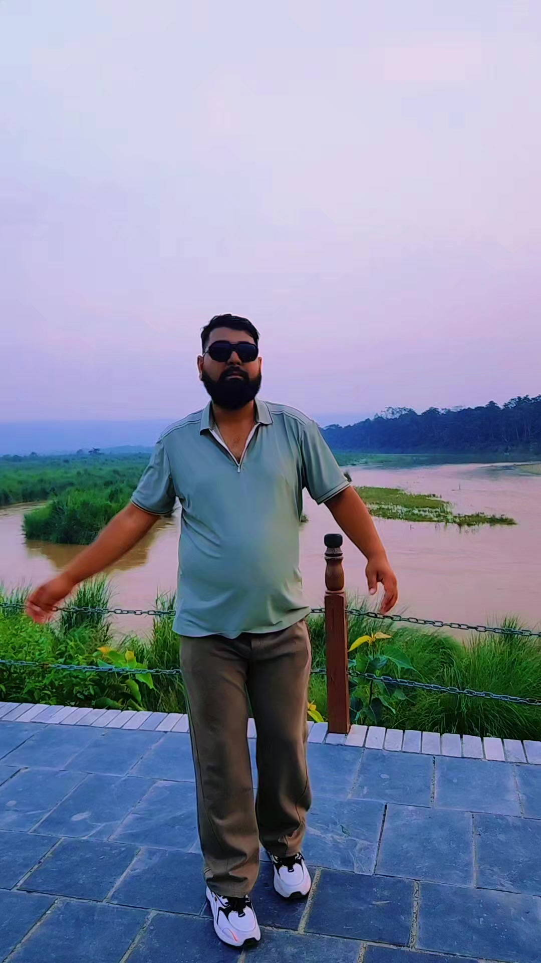 @दिनेश बिक्रम शाही