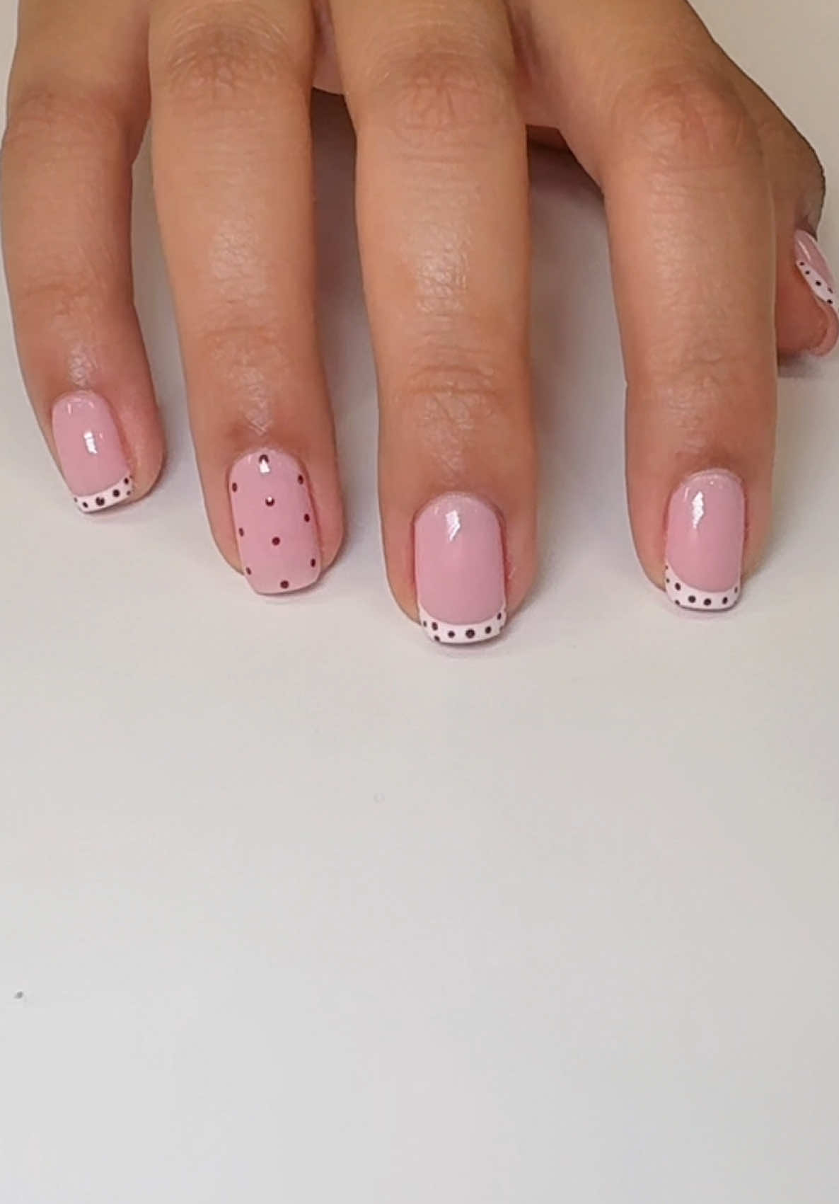 @nini_blushed